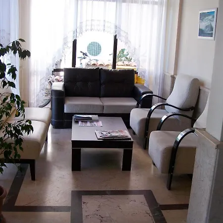 克尔曼酒店 3* Çeşme