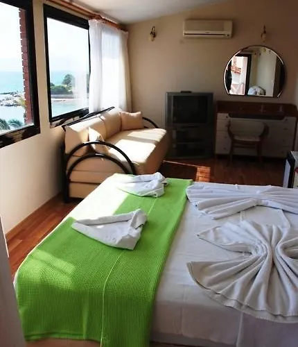 Kerman 3* Çeşme