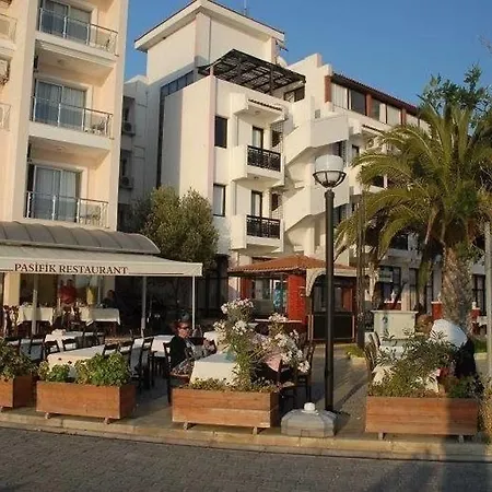 Kerman Hotel 3*